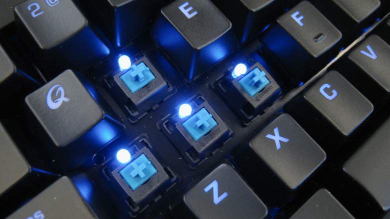 Gọi tên top bàn phím cơ dùng switch Blue nổi bật của năm 2021