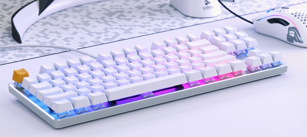 Bàn phím cơ RGB là gì? Làm việc văn phòng có nên dùng bàn phím cơ RGB không?