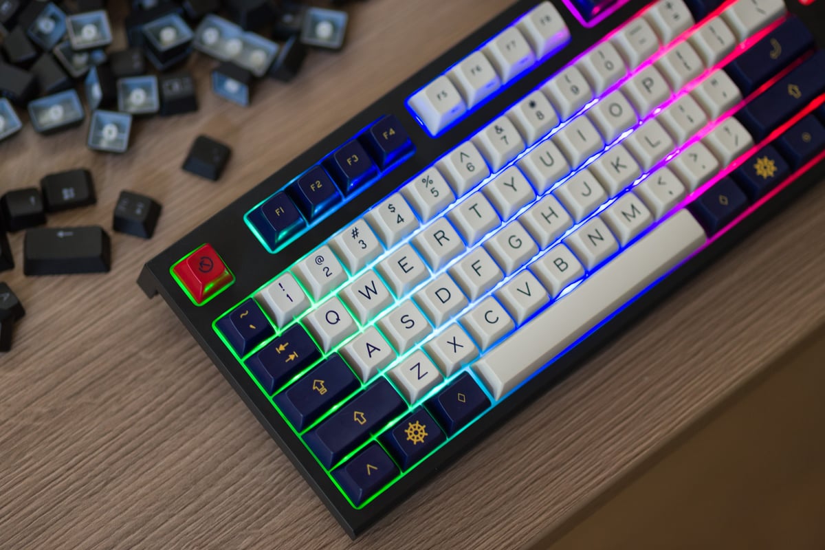 Dân văn phòng nghiện phím cơ, chơi sao cho văn minh lịch sự?