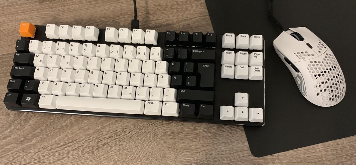 Chơi custom thì không thể bỏ qua top 4 bàn phím cơ custom hót hòn họt này