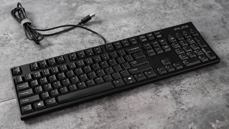 Kết nối USB rõ ràng hiện đại và mang tính "thời sự" hơn nhưng vì sao kết nối PS/2 vẫn tồn tại và có chỗ đứng riêng?