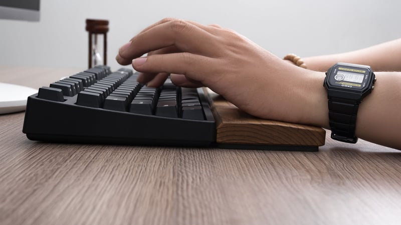 Không còn mổ cò hay mò mẫm từng phím, bạn sẽ trở thành tay gõ phím điệu nghệ với 4 game luyện gõ phím sau đây