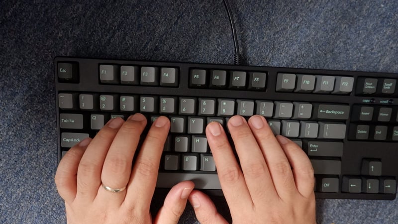 Top bàn phím cơ văn phòng tốt nhất năm 2022 và Lưu ý khi chọn phím cơ văn phòng