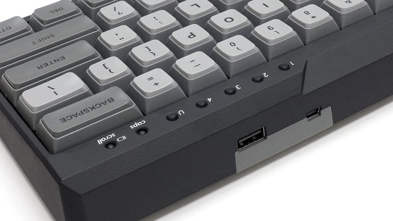 Cổng USB-A có thật sự đã hết thời? Vì sao trên một số bàn phím cơ cổ điển vẫn còn cổng USB-A?