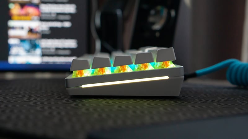 Custom bàn phím cơ đơn giản nên mua bàn phím cơ hot swap nào?