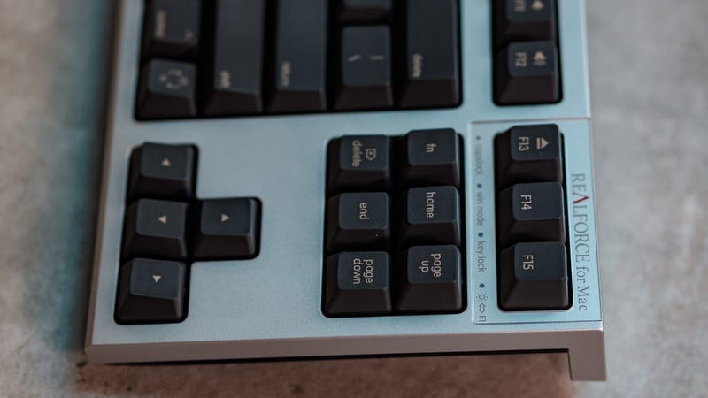 Lý giải Vì sao các bàn phím switch Topre lại luôn có giá đắt