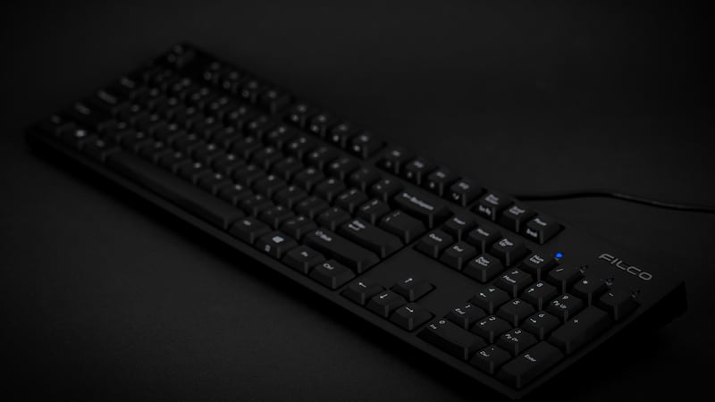 So sánh bàn phím giả cơ vs bàn phím cơ? Có nên mua bàn phím giả cơ về chơi game?