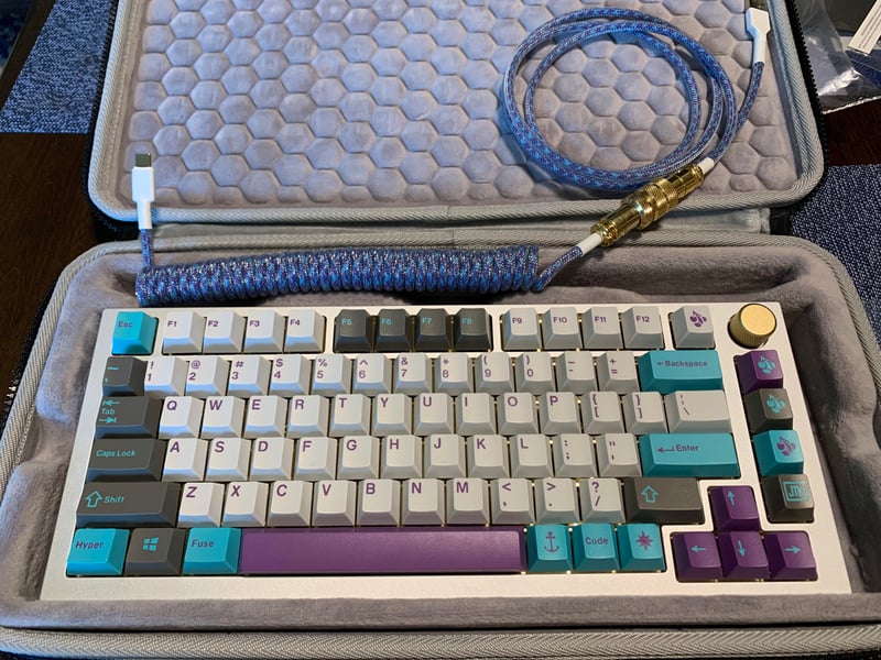 GMMK PRO Brass plate Gold Rotary Encoder Zealios v2 67g goat stabs JTK Hyperfuse : r/glorious