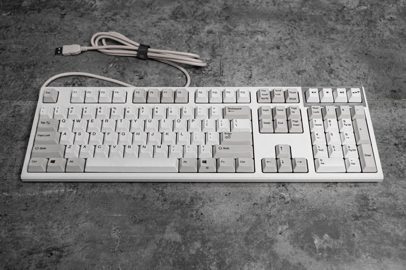 Realforce A/R2A với switch Topre - chiếc bàn phím khiến bạn chỉ ...