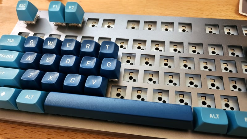 Using a hot-swappable keyboard cherry-pilled me into a custom keyboard obsession | PC Gamer