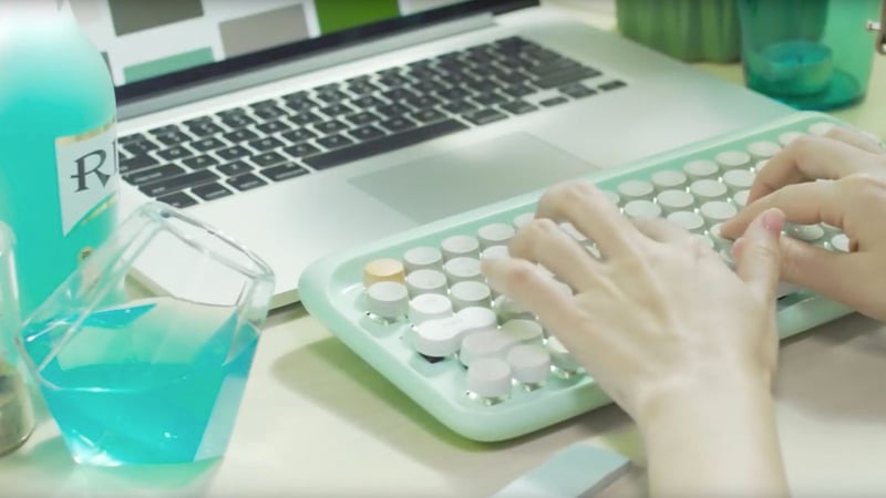 New Lofree 'Four Seasons' Bluetooth Keyboard Fixes Quirks of ...