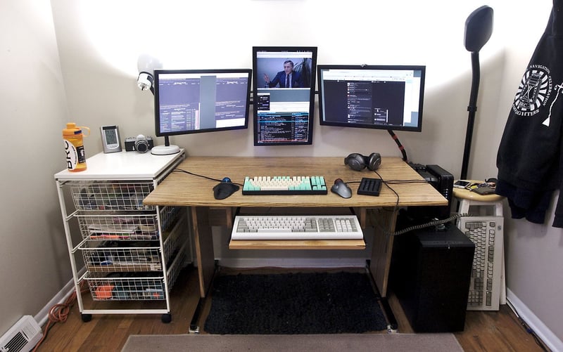 Work-from-home station. | Battlestation, Office setup, Home