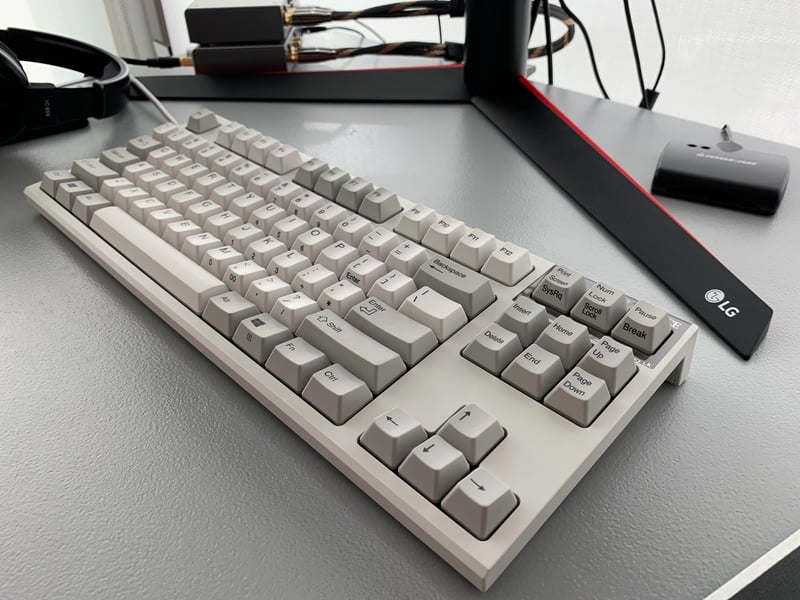 Got my first Topre! Realforce R2 55G : r/MechanicalKeyboards