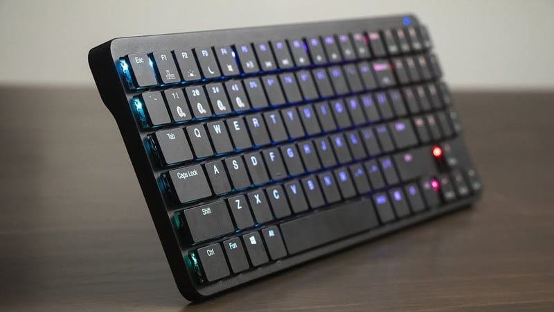 Bàn phím cơ low profile cũng cho cảm giác bấm rất tuyệt vời nhé
