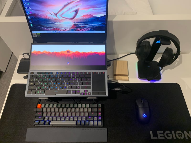 Finally gotten my 65% keyboard for my limited desk laptop setup : r/GamingLaptops