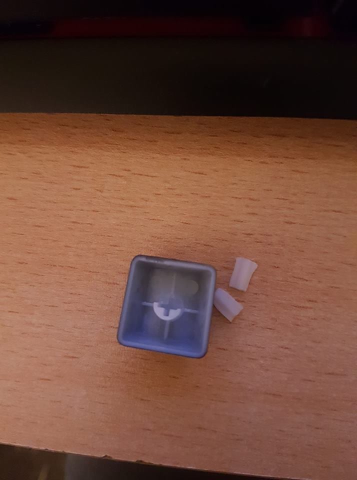 my corsair k68 keycaps died while cleaning: MechanicalKeyboards