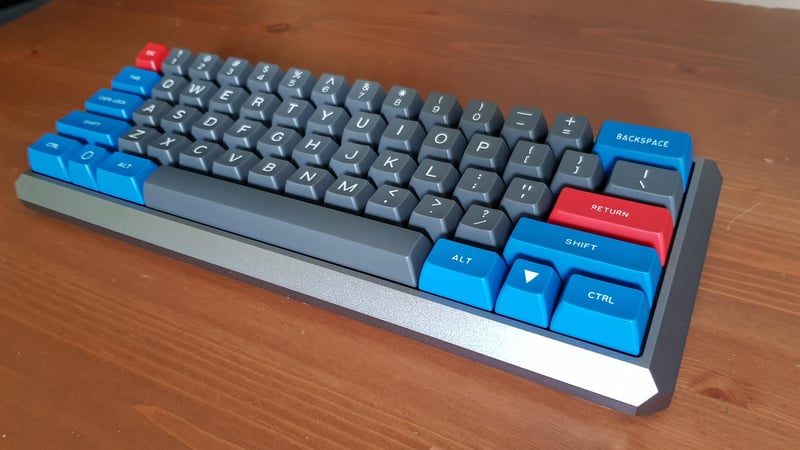 My first real mechanical keyboard. Loving the SA keycaps : r/MechanicalKeyboards