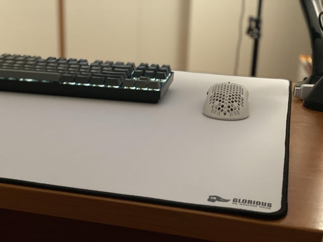 This is not a mouse pad. This is table mat. ✌🏻Gloriously spacious. : r/ gloriouspcgamingrace