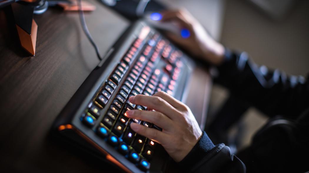 Top 10 bàn phím cơ chinh chiến Esports đại thắng - P2