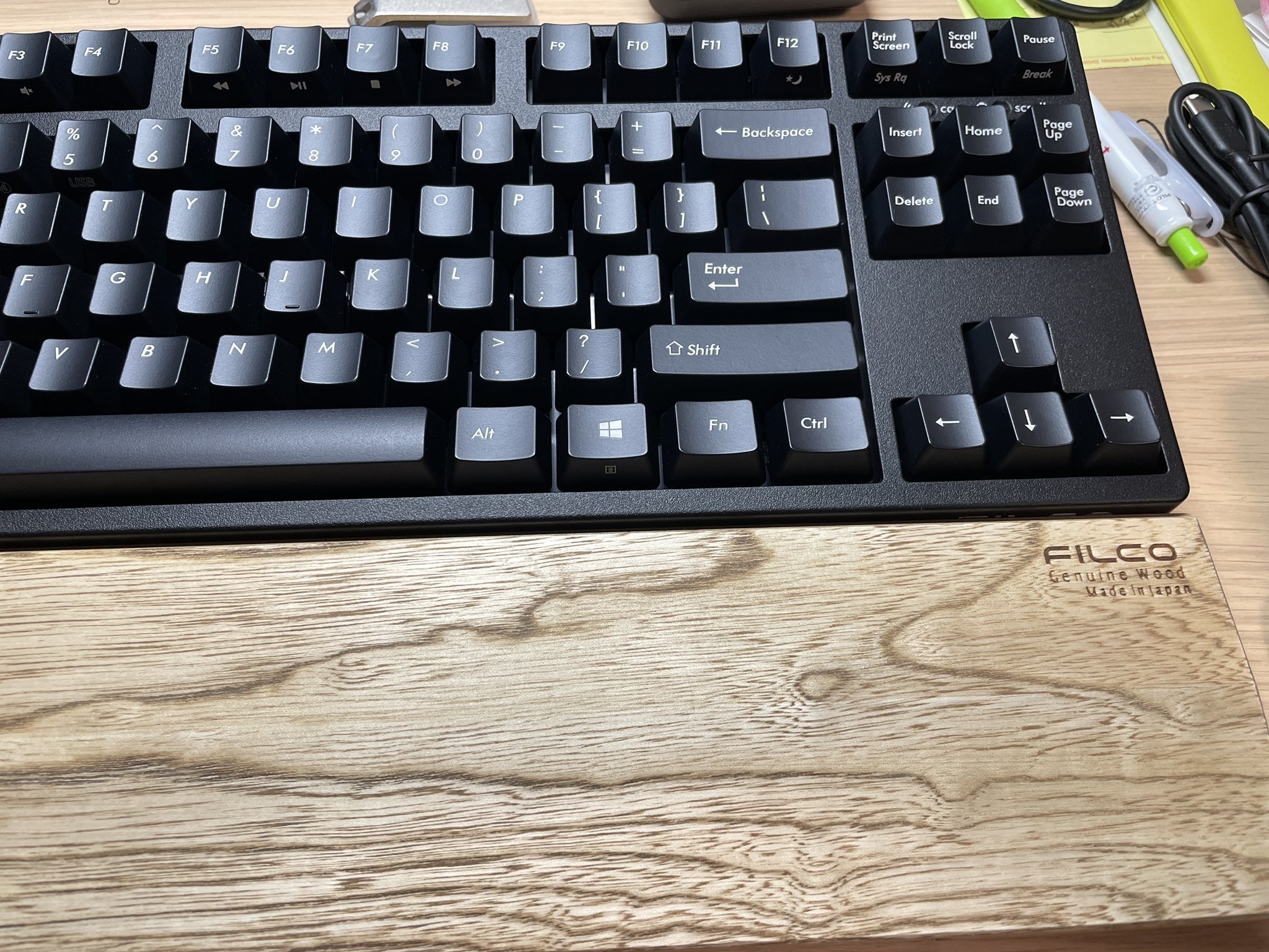 Bàn phím cơ low-profile có thật sự tốt hơn cho cổ tay người dùng?