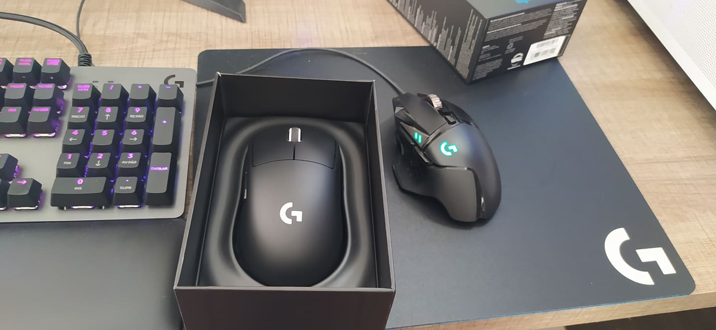 Mình dùng cùng lúc 2 con chuột PC, bạn thì sao?