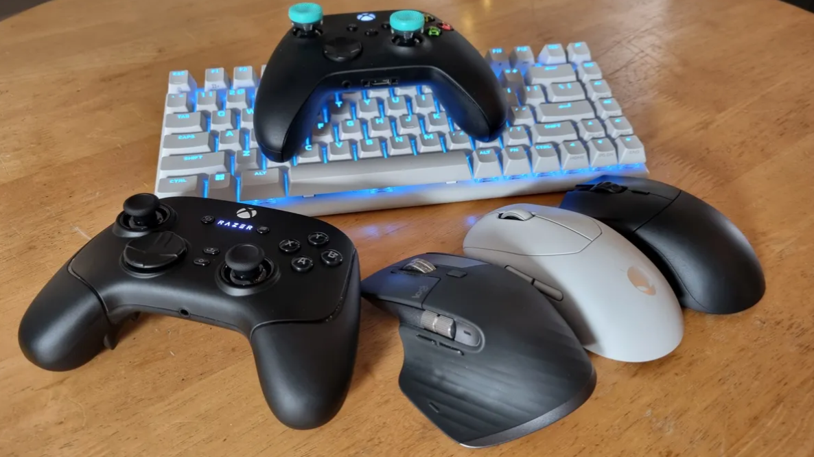 Chơi game PC nên dùng chuột, bàn phím hay dùng tay cầm controller?